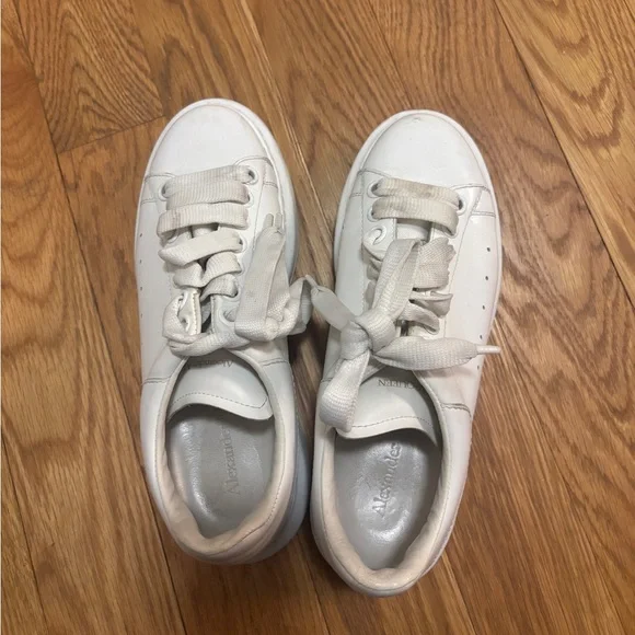 Alexander McQueen white platform sneakers - Picture 2 of 8